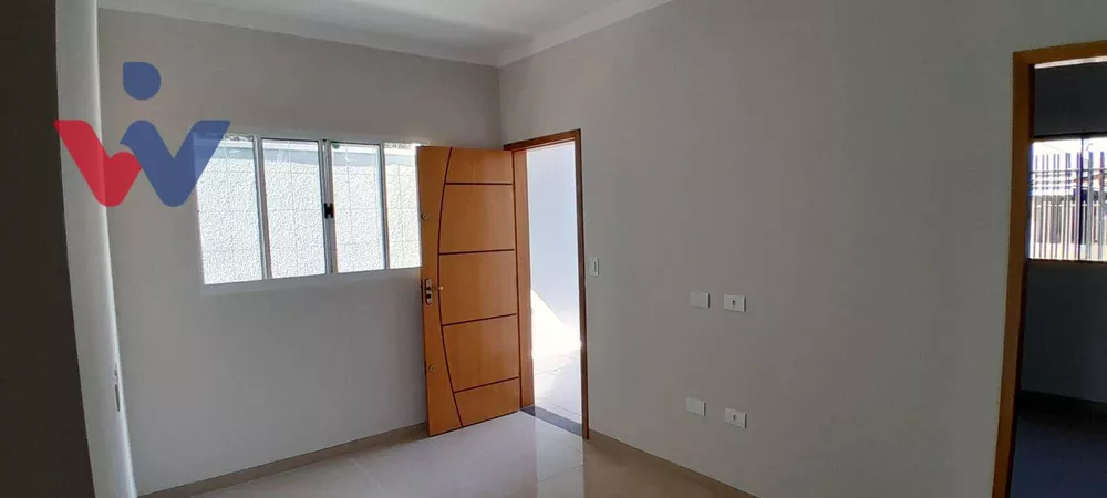 Casa à venda com 3 quartos, 75m² - Foto 2