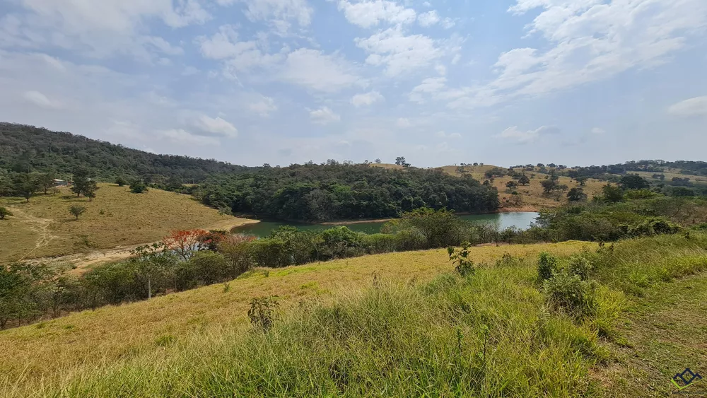 Terreno à venda, 800m² - Foto 1