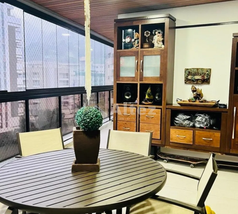 Apartamento, 4 quartos, 196 m² - Foto 4