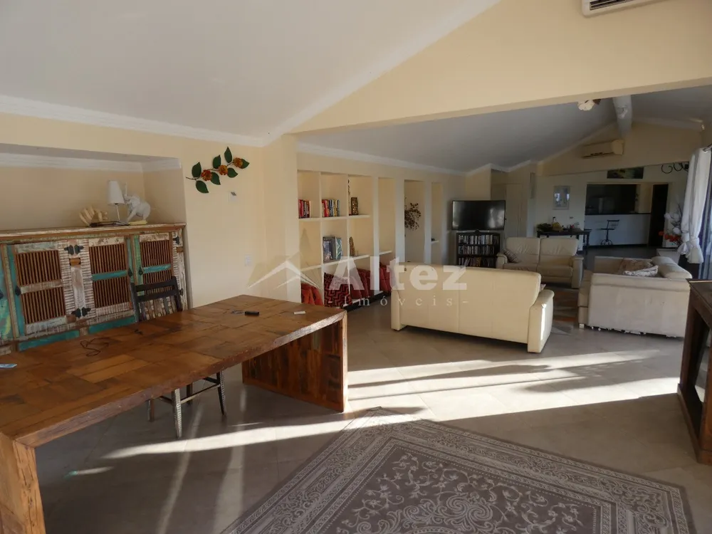 Casa, 6 quartos, 2200 m² - Foto 4