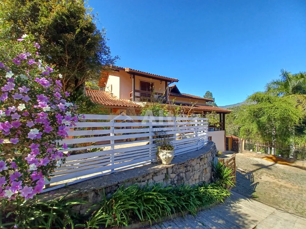 Casa, 4 quartos, 1100 m² - Foto 1