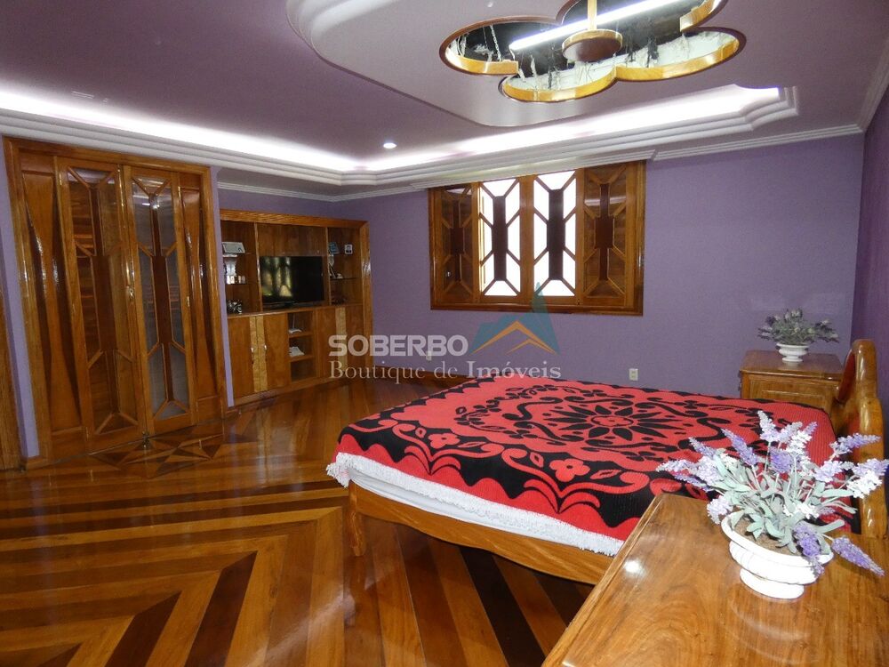 Casa, 6 quartos, 985 m² - Foto 1
