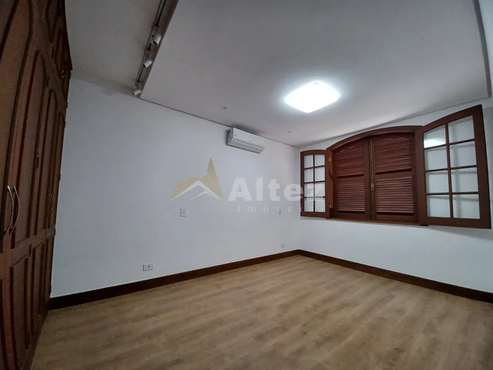 Casa, 4 quartos, 600 m² - Foto 31