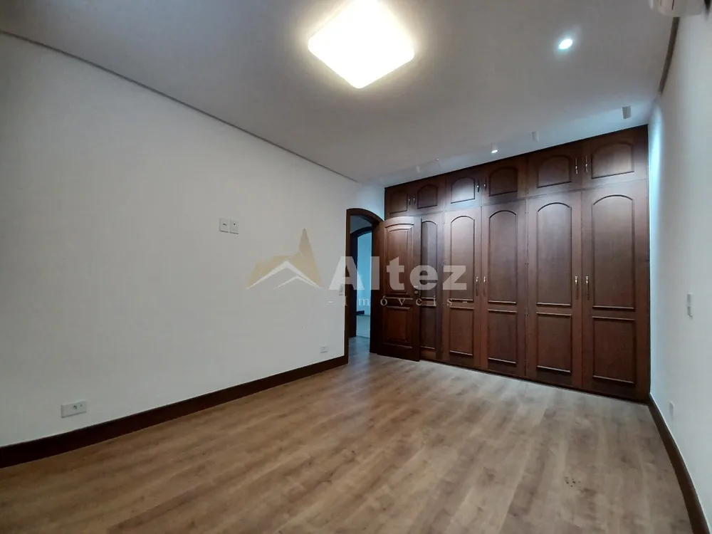 Casa, 4 quartos, 600 m² - Foto 32