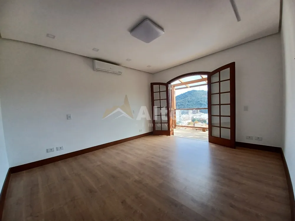 Casa, 4 quartos, 600 m² - Foto 37
