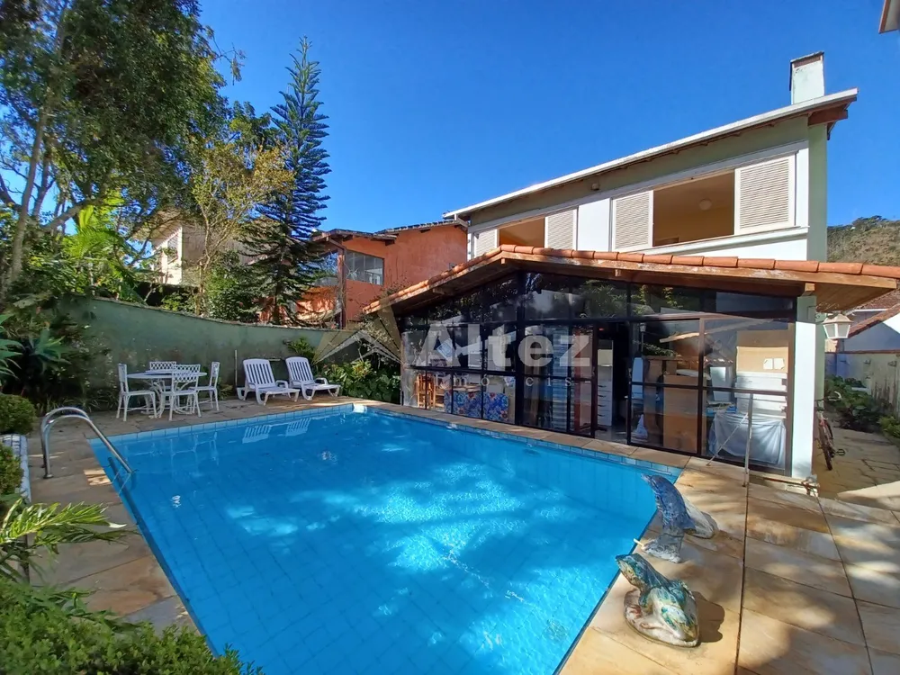 Casa, 3 quartos, 360 m² - Foto 1