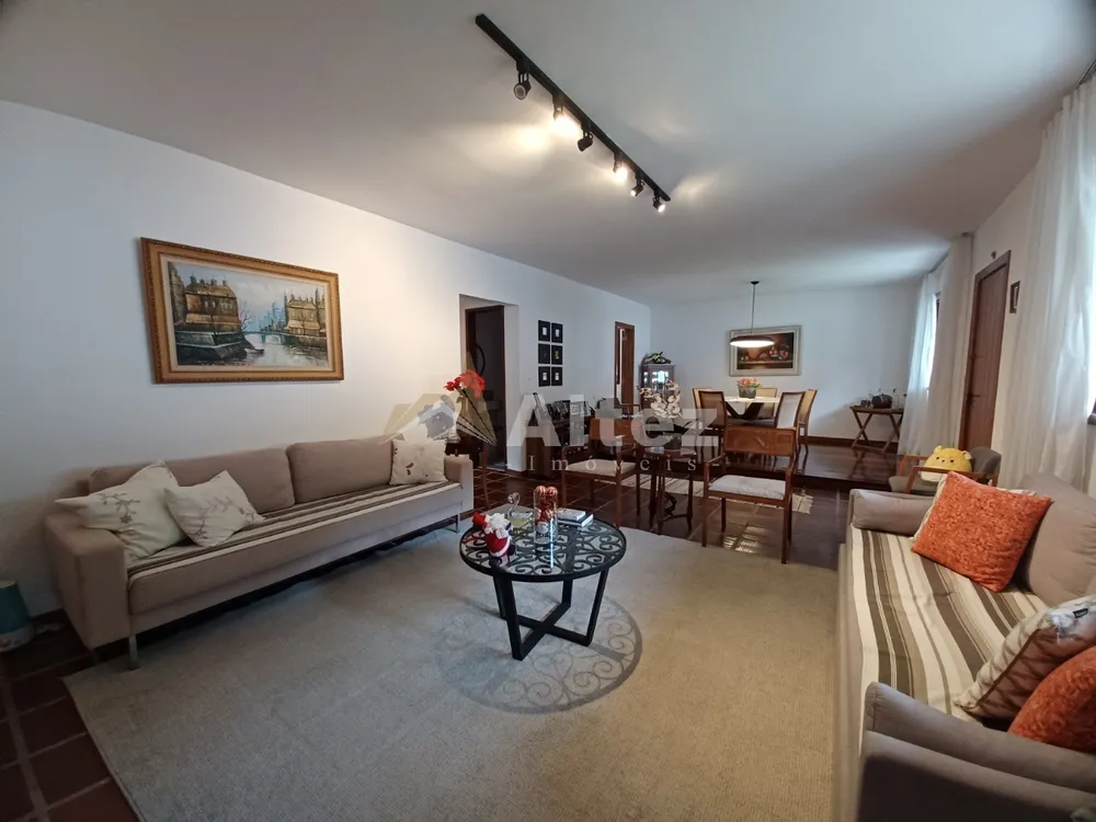 Casa, 7 quartos, 290 m² - Foto 4