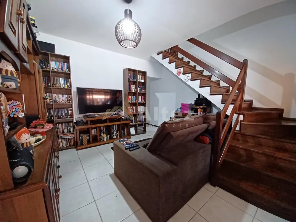 Casa, 2 quartos, 76 m² - Foto 1