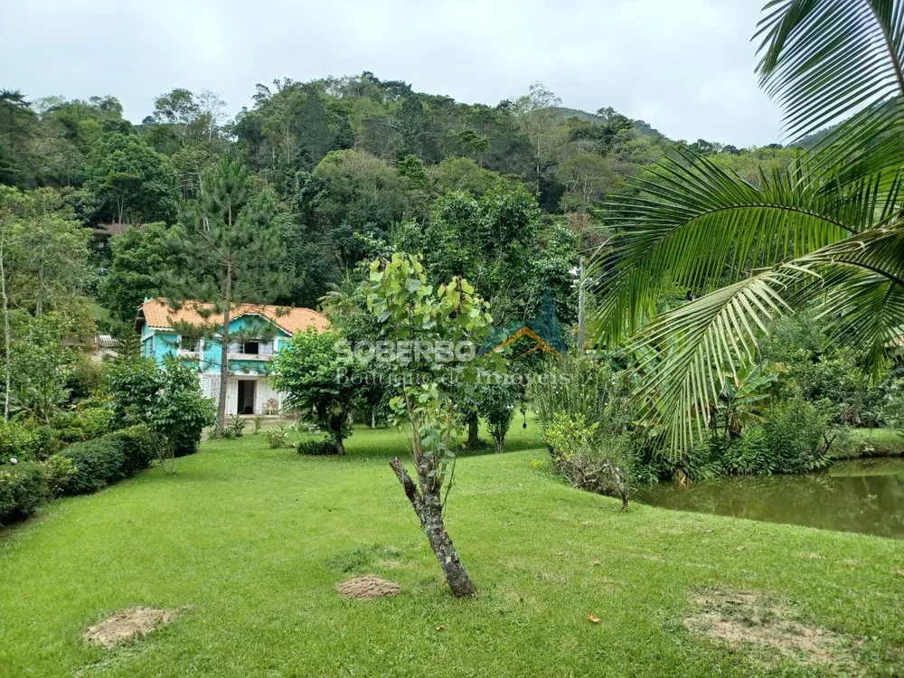 Casa à venda com 3 quartos, 3900m² - Foto 1