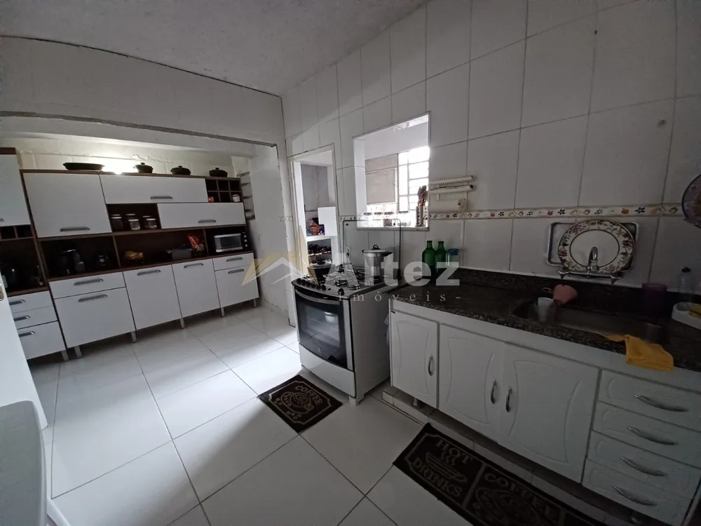 Casa, 3 quartos, 300 m² - Foto 9