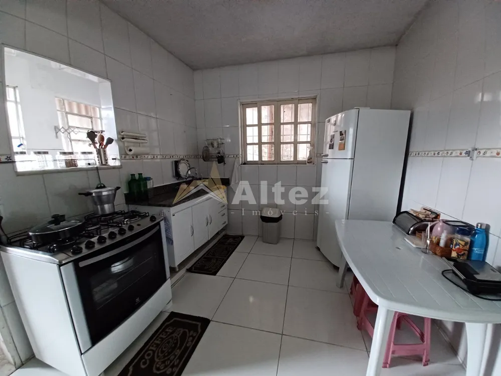 Casa, 3 quartos, 300 m² - Foto 7