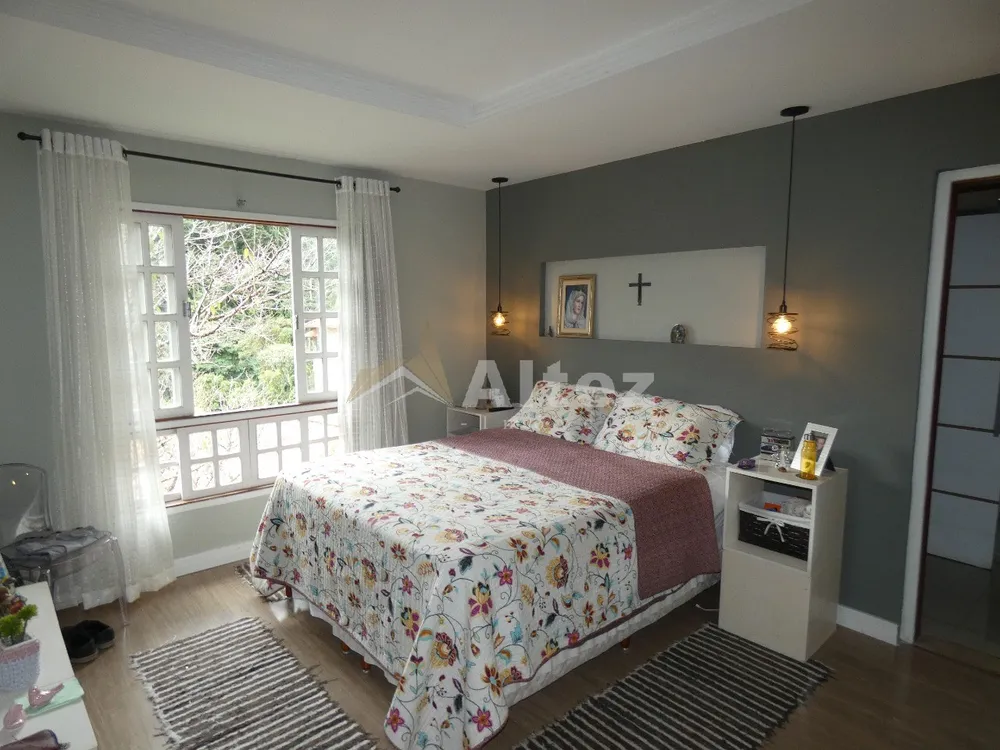 Casa, 4 quartos, 250 m² - Foto 15
