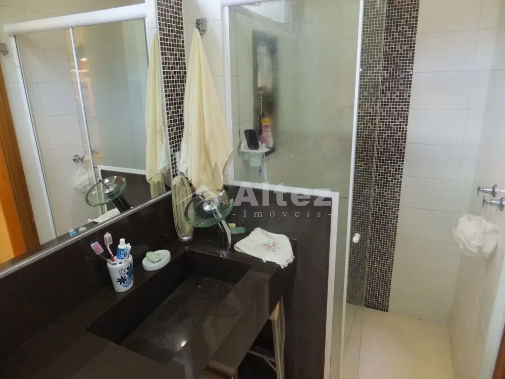 Casa, 4 quartos, 250 m² - Foto 27
