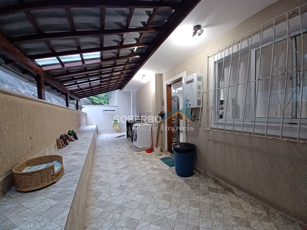 Casa à venda com 4 quartos, 146m² - Foto 8