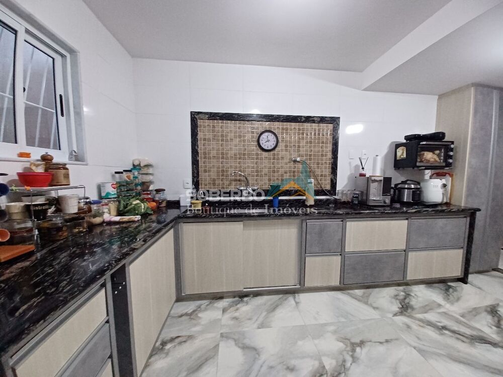 Casa à venda com 4 quartos, 146m² - Foto 4