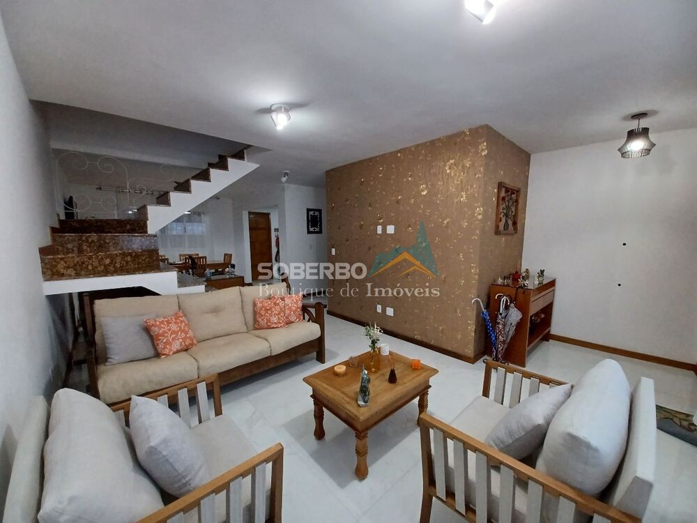Casa à venda com 4 quartos, 146m² - Foto 2