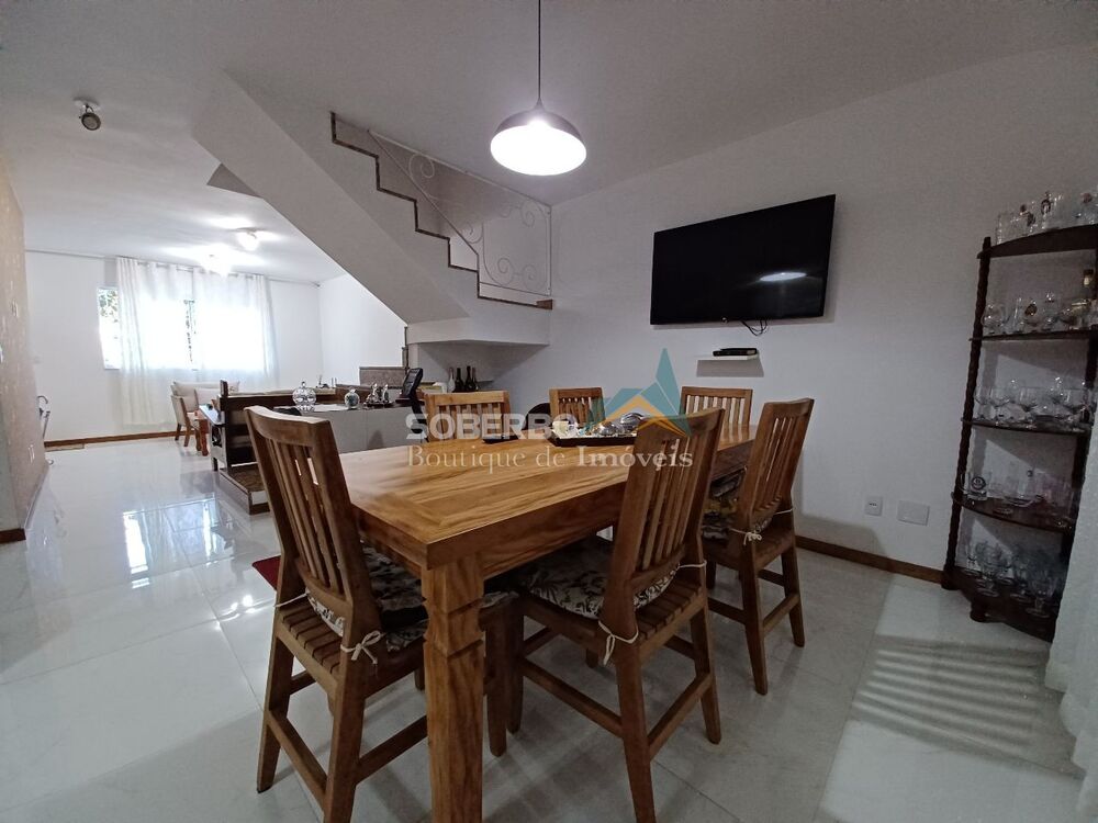 Casa à venda com 4 quartos, 146m² - Foto 3