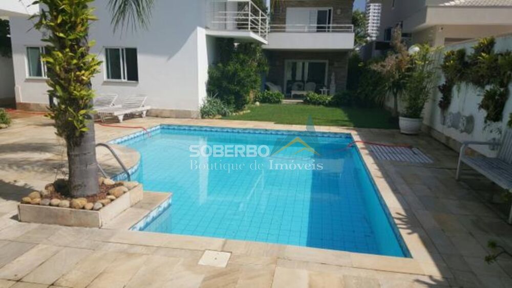 Casa, 4 quartos, 660 m² - Foto 1