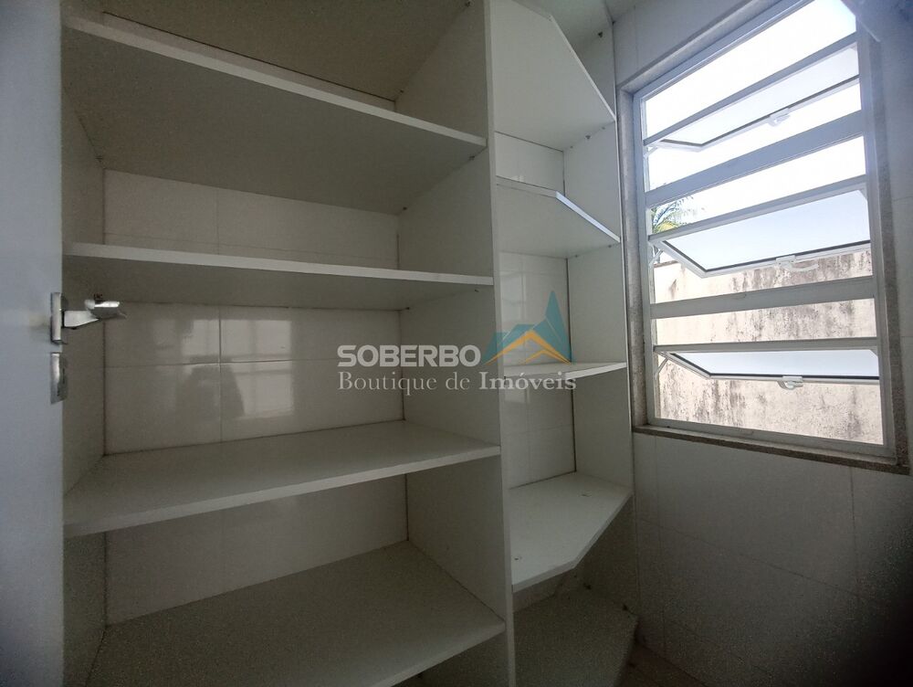 Casa, 4 quartos, 233 m² - Foto 2
