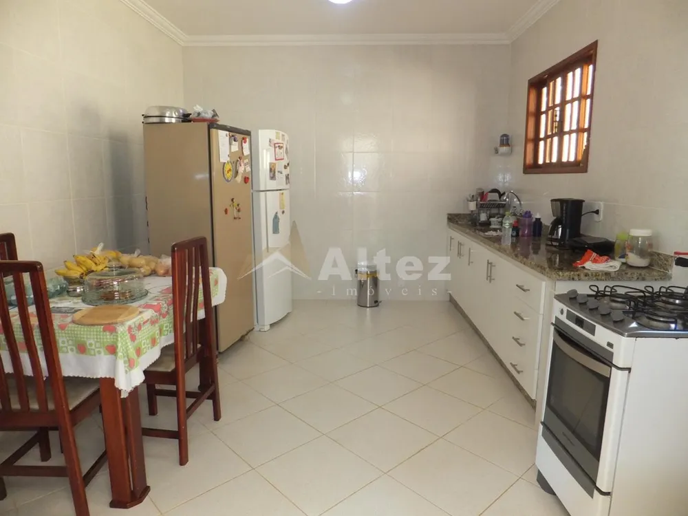 Casa, 3 quartos, 208 m² - Foto 18