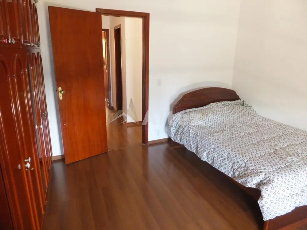 Casa, 3 quartos, 208 m² - Foto 24
