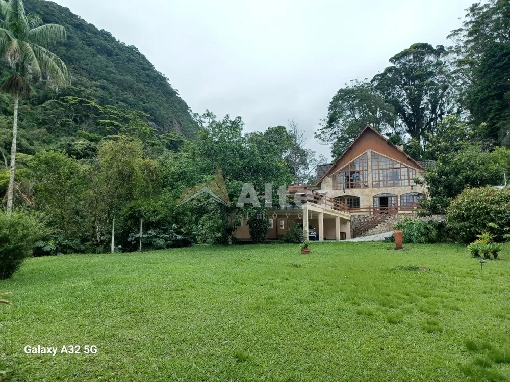 Casa, 7 quartos, 6000 m² - Foto 1