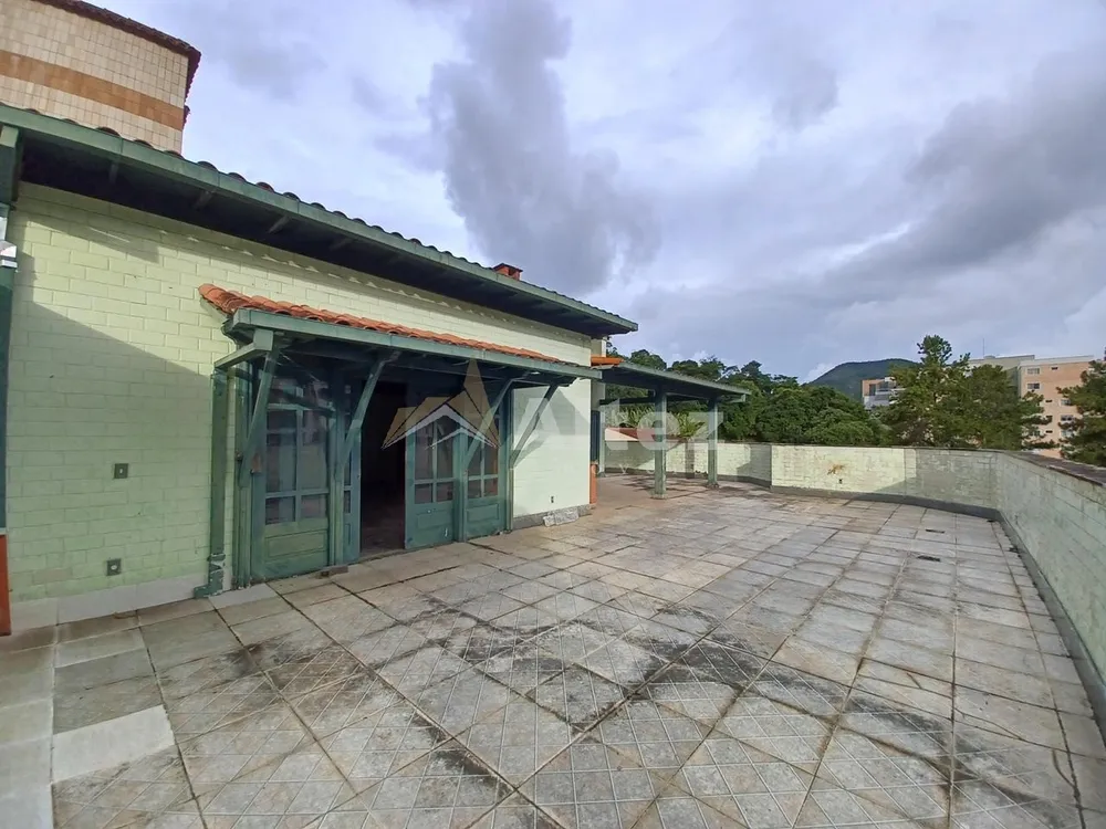 Cobertura, 3 quartos, 234 m² - Foto 2