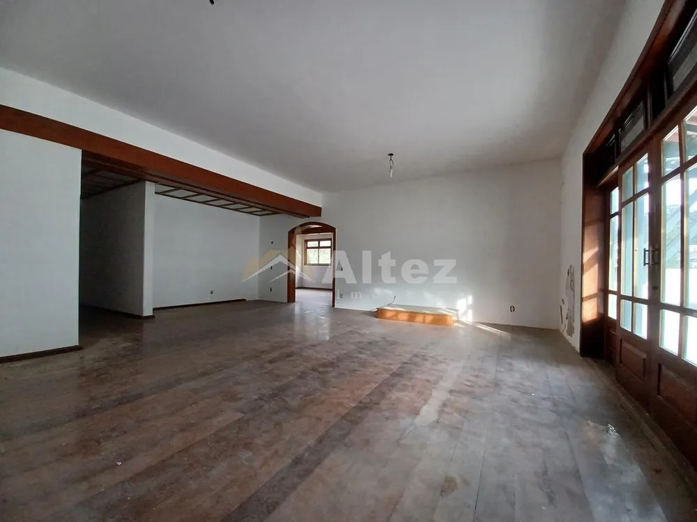 Cobertura, 3 quartos, 234 m² - Foto 1