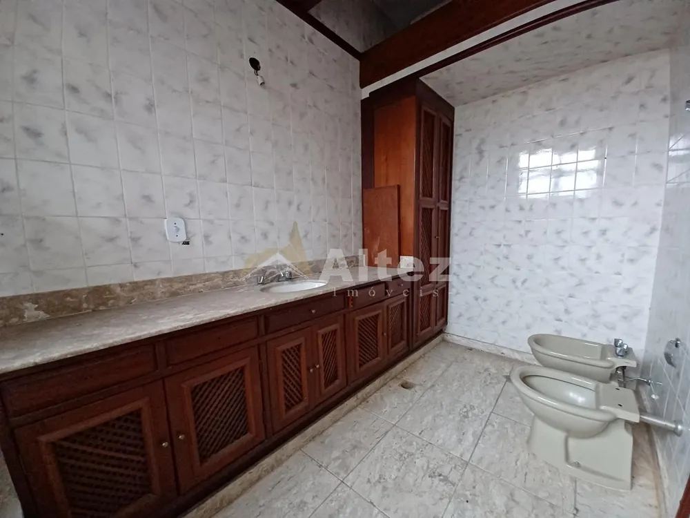 Cobertura, 3 quartos, 234 m² - Foto 2