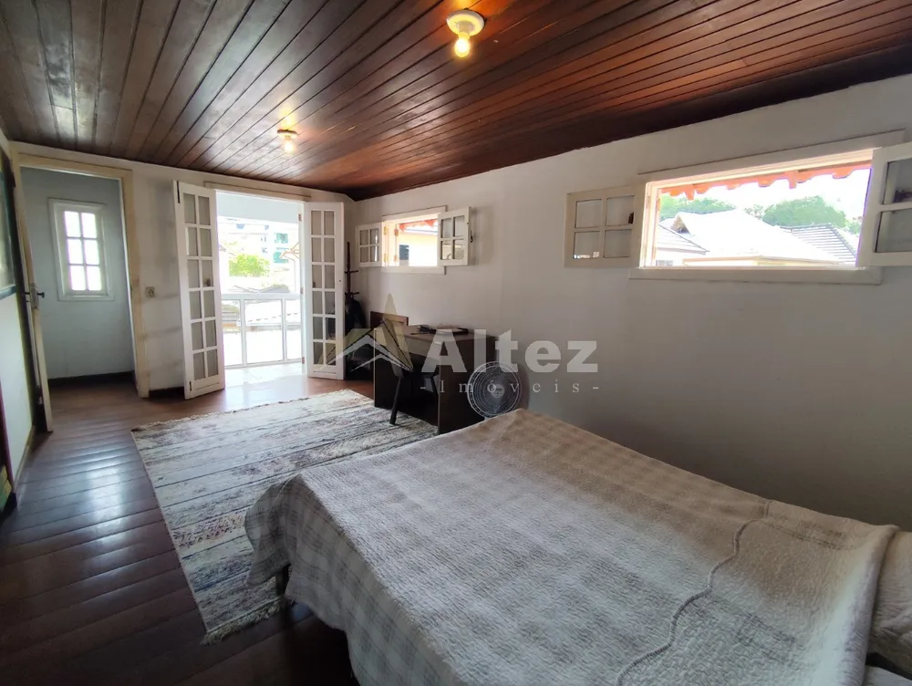 Casa, 4 quartos, 290 m² - Foto 13