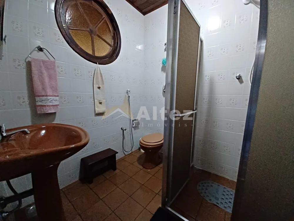 Casa, 5 quartos, 2255 m² - Foto 25