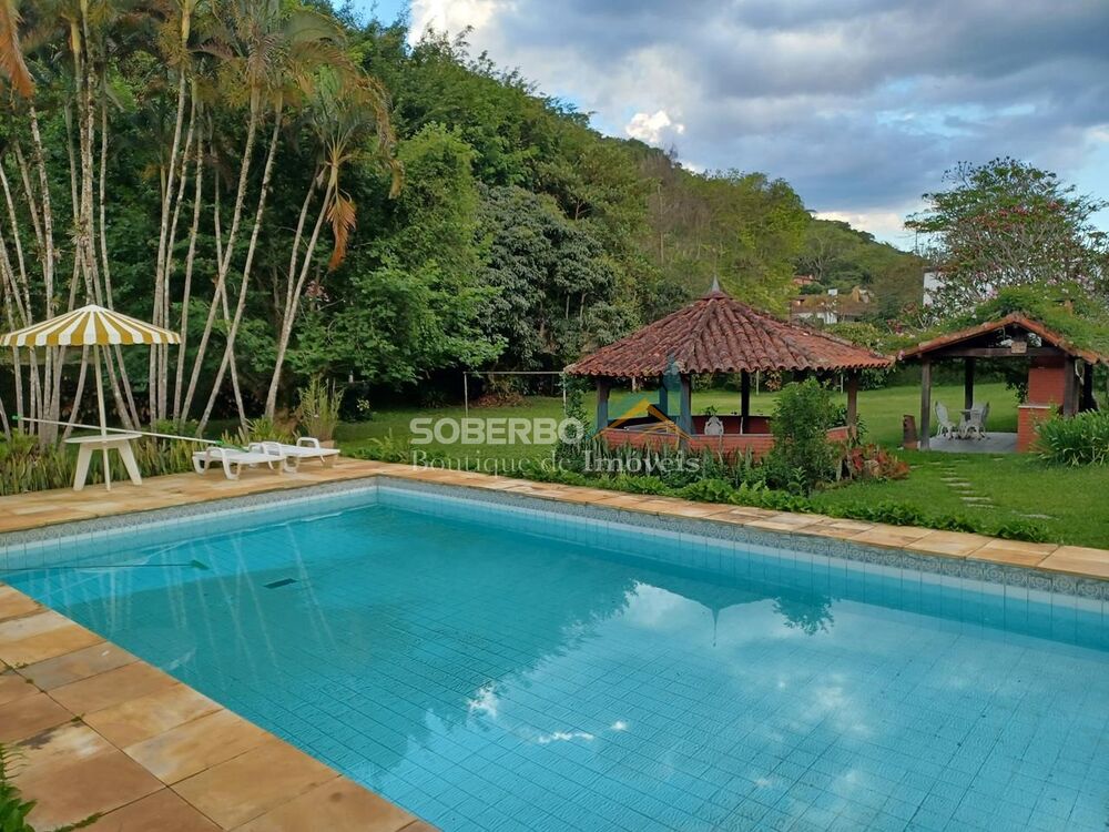 Casa, 5 quartos, 2255 m² - Foto 1