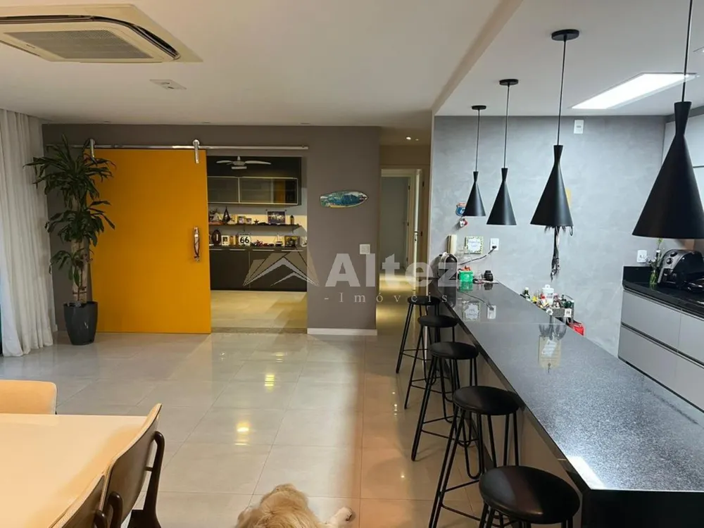 Cobertura, 3 quartos, 263 m² - Foto 17