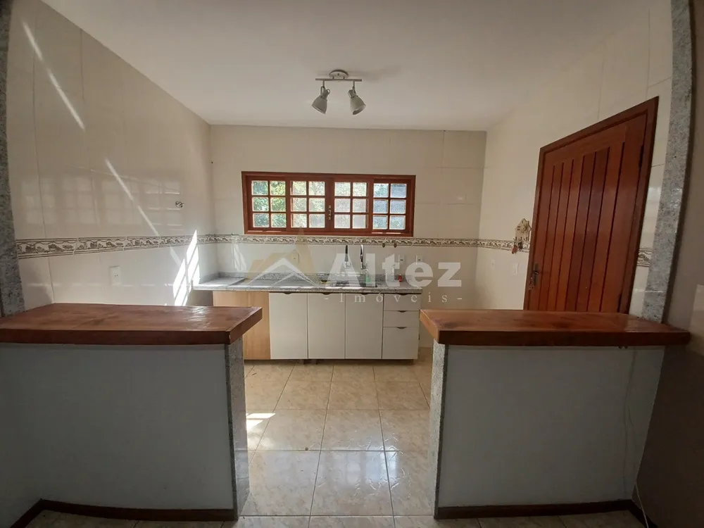 Casa, 4 quartos, 225 m² - Foto 9