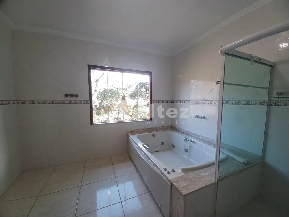 Casa, 4 quartos, 225 m² - Foto 10