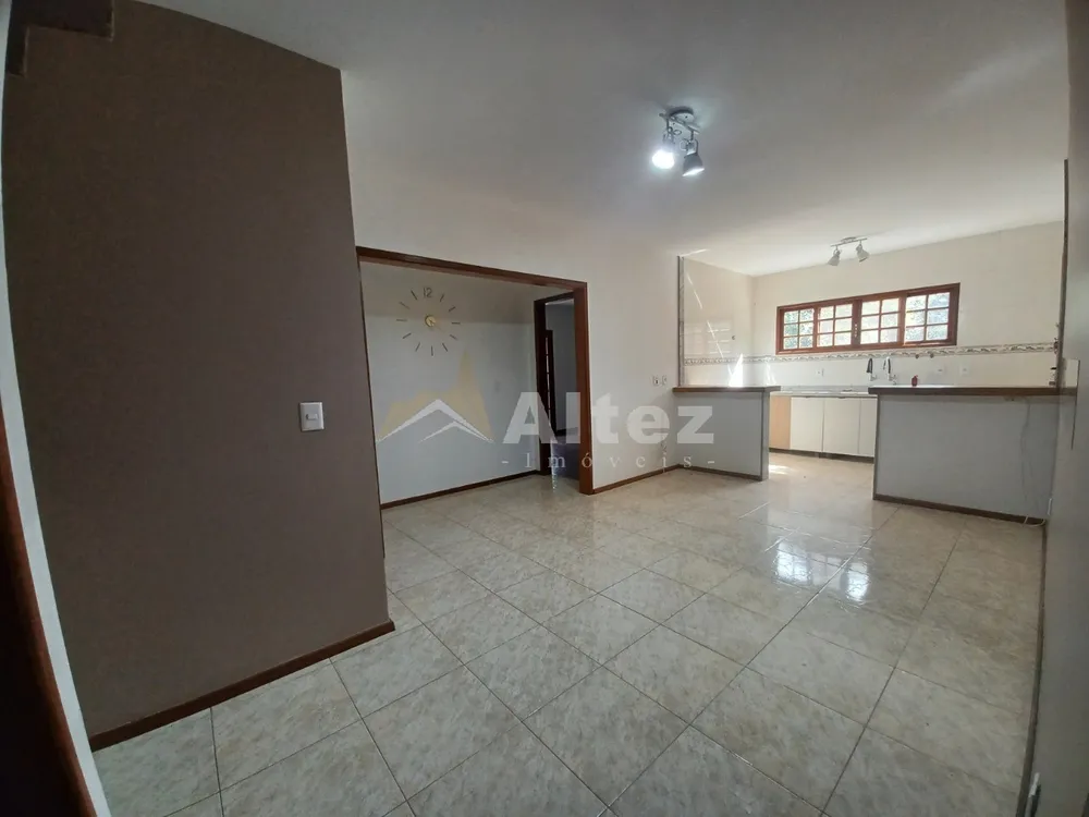Casa, 4 quartos, 225 m² - Foto 12