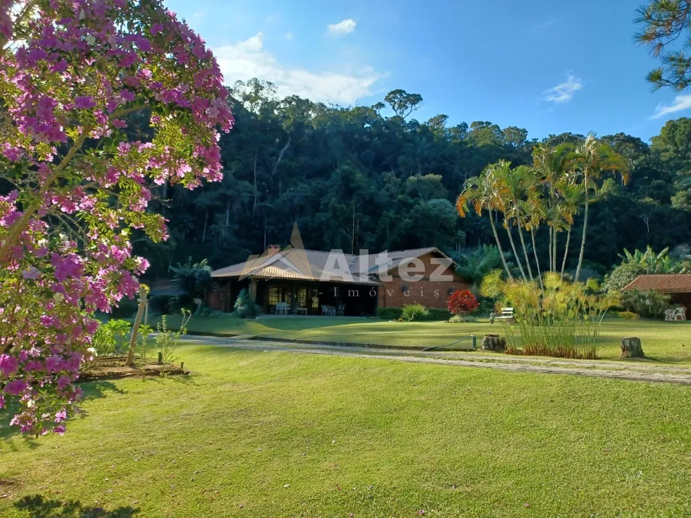 Casa, 4 quartos, 5980 m² - Foto 1