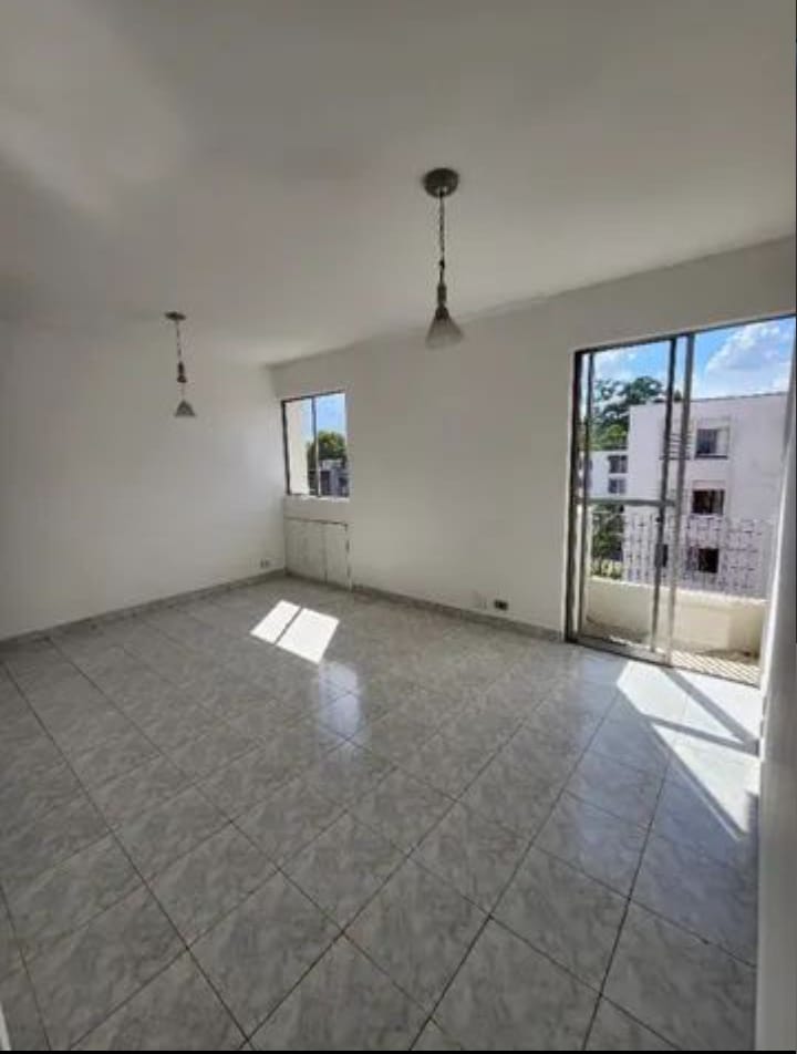 Apartamento à venda com 2 quartos, 55m² - Foto 3