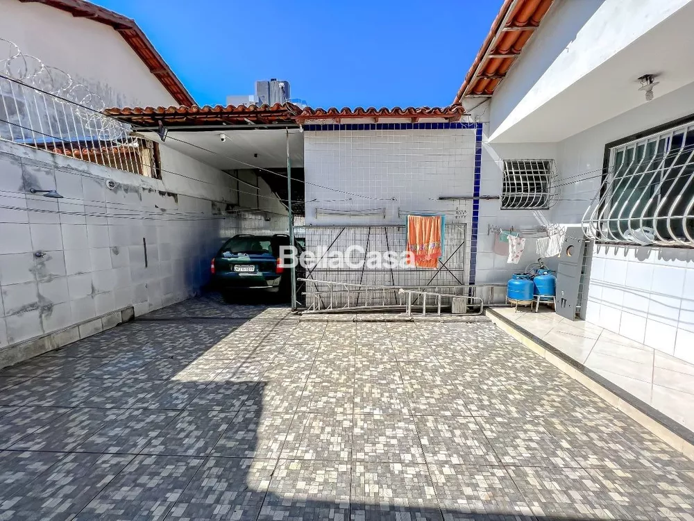 Casa, 4 quartos, 280 m² - Foto 1