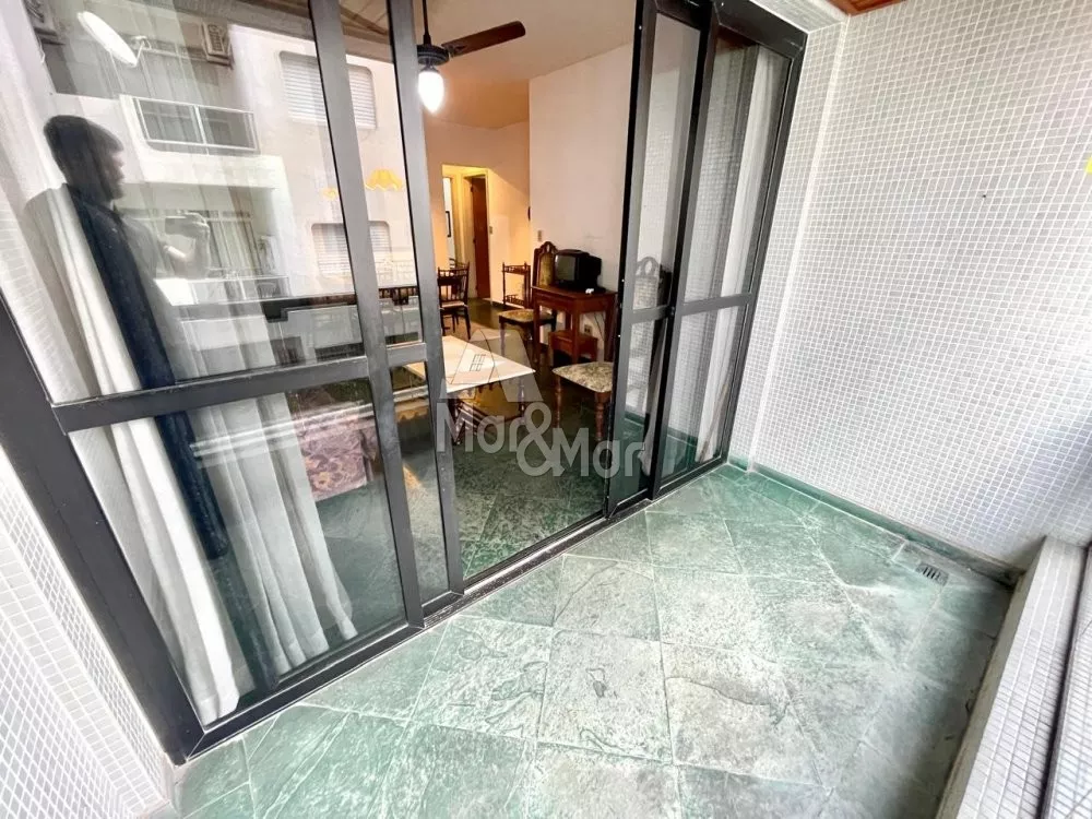 Apartamento à venda com 3 quartos, 81m² - Foto 2