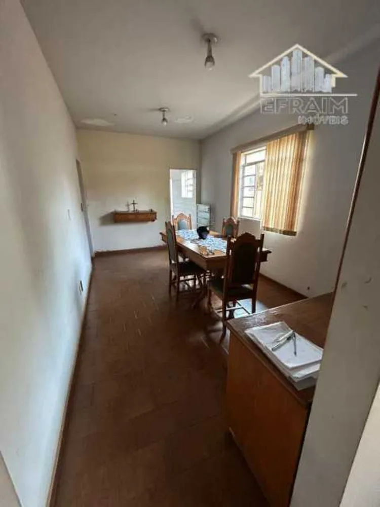 Casa, 3 quartos, 360 m² - Foto 2