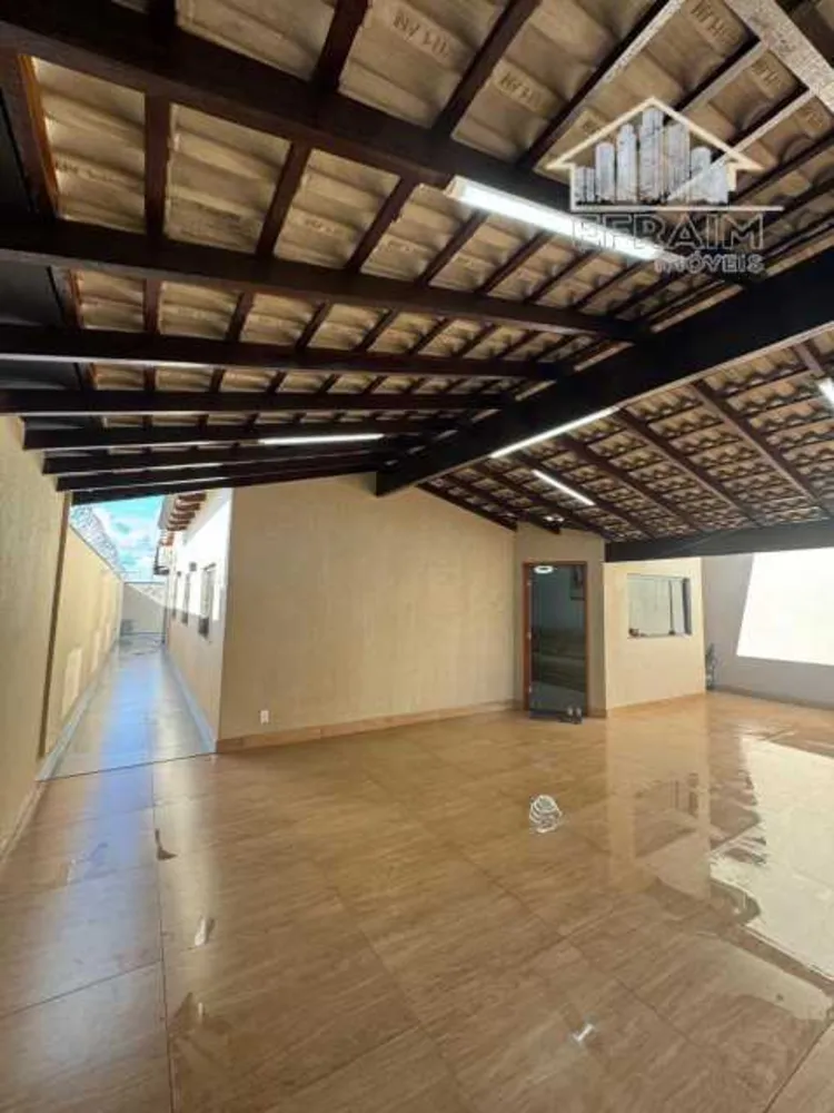 Casa, 3 quartos, 180 m² - Foto 1