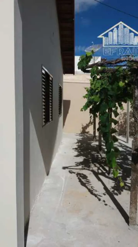 Casa, 5 quartos, 196 m² - Foto 2