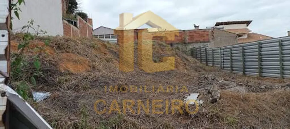 Terreno, 301 m² - Foto 1