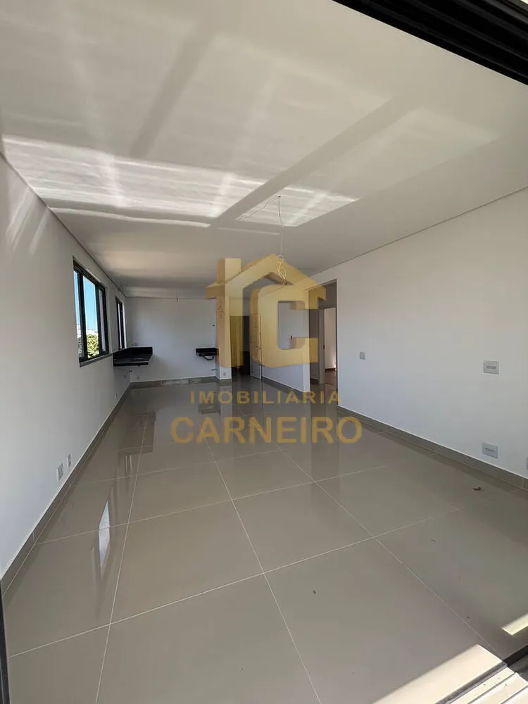 Apartamento, 3 quartos, 100 m² - Foto 2