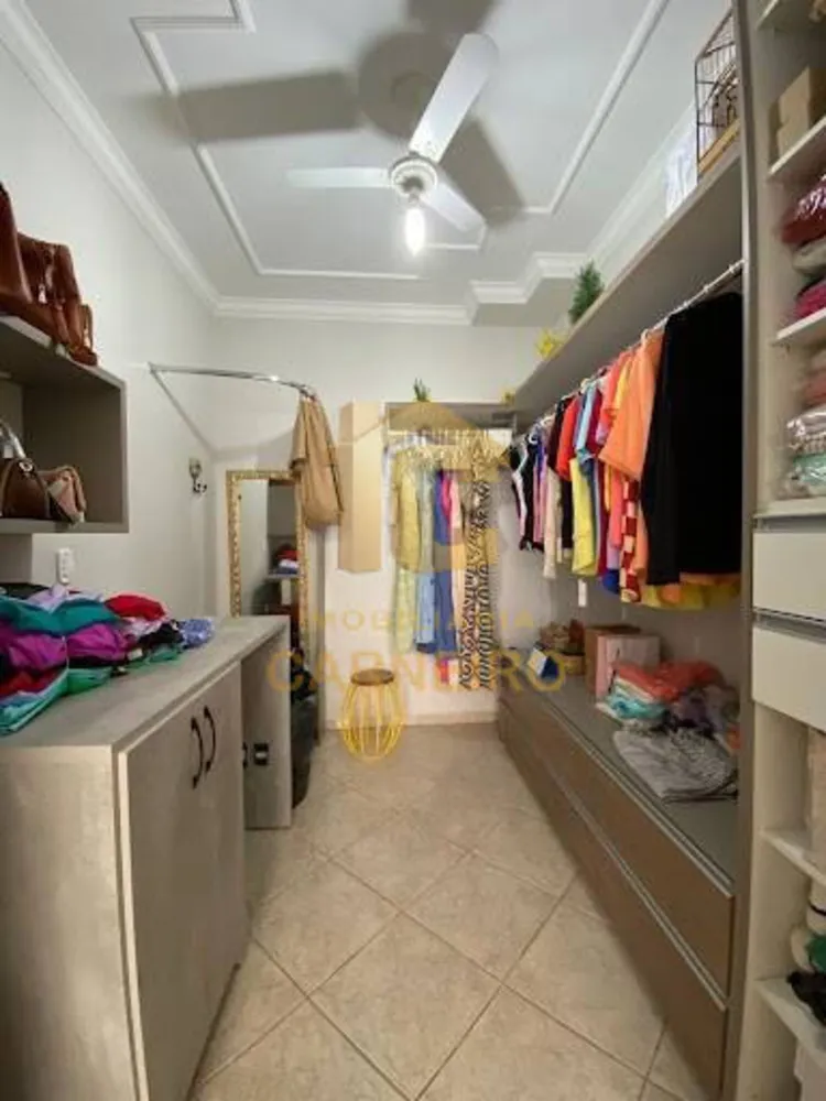 Casa, 3 quartos, 216 m² - Foto 10