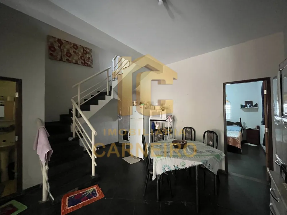 Casa, 3 quartos, 141 m² - Foto 2