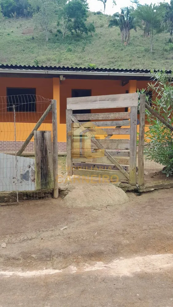 Sítio, 3 quartos, 4 m² - Foto 1