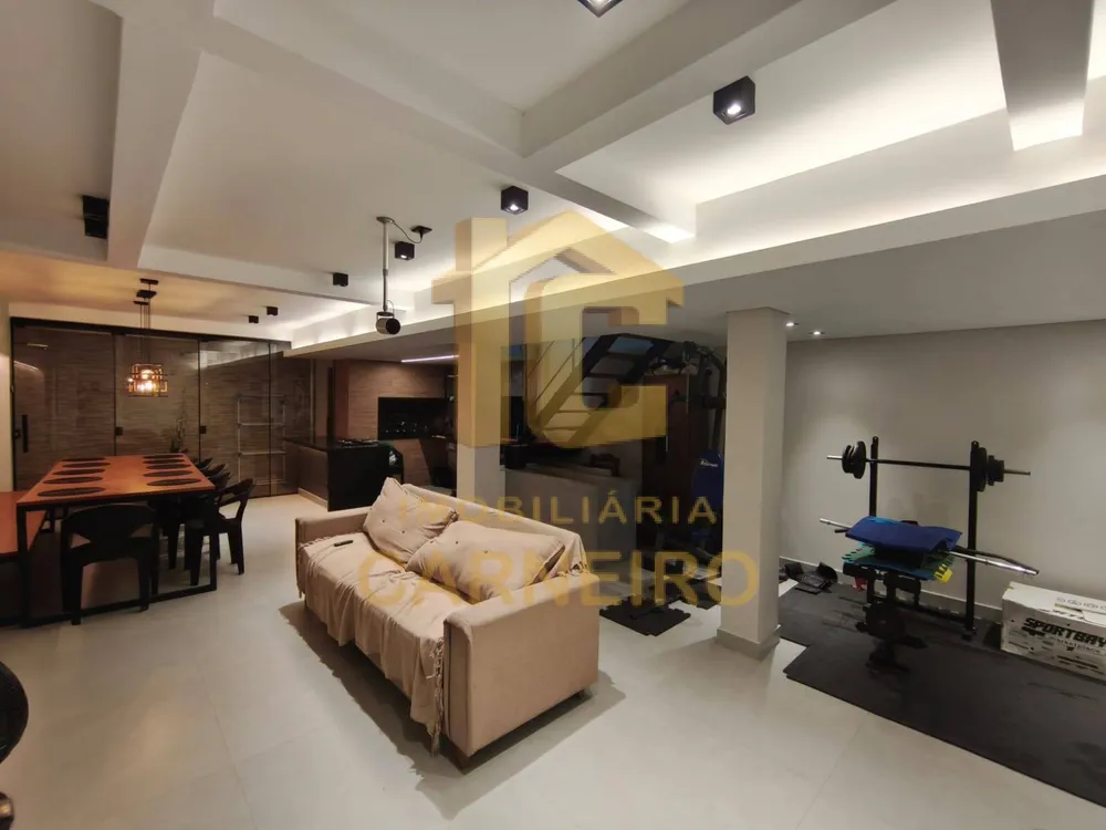 Casa, 3 quartos, 180 m² - Foto 2