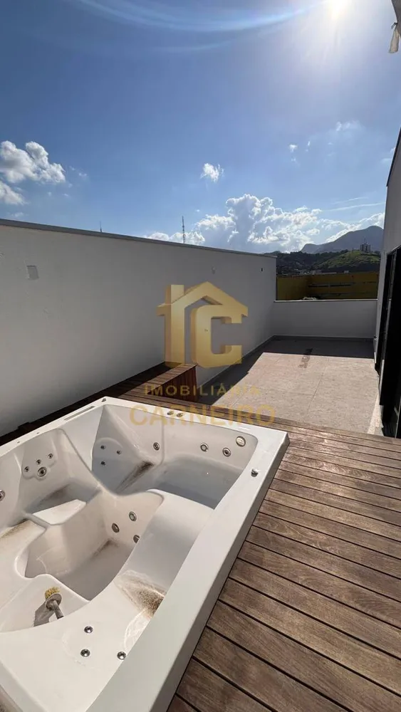 Cobertura, 3 quartos, 233 m² - Foto 4